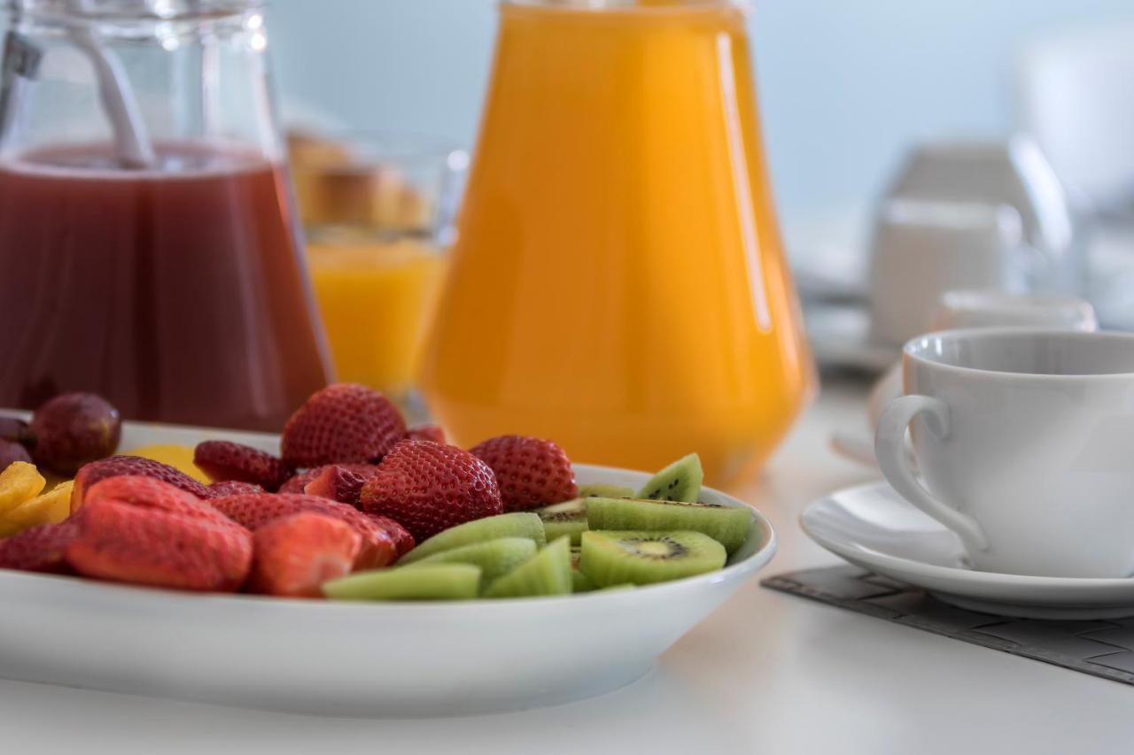 Bed and Breakfast Ilheu 25 Peniche House Екстер'єр фото