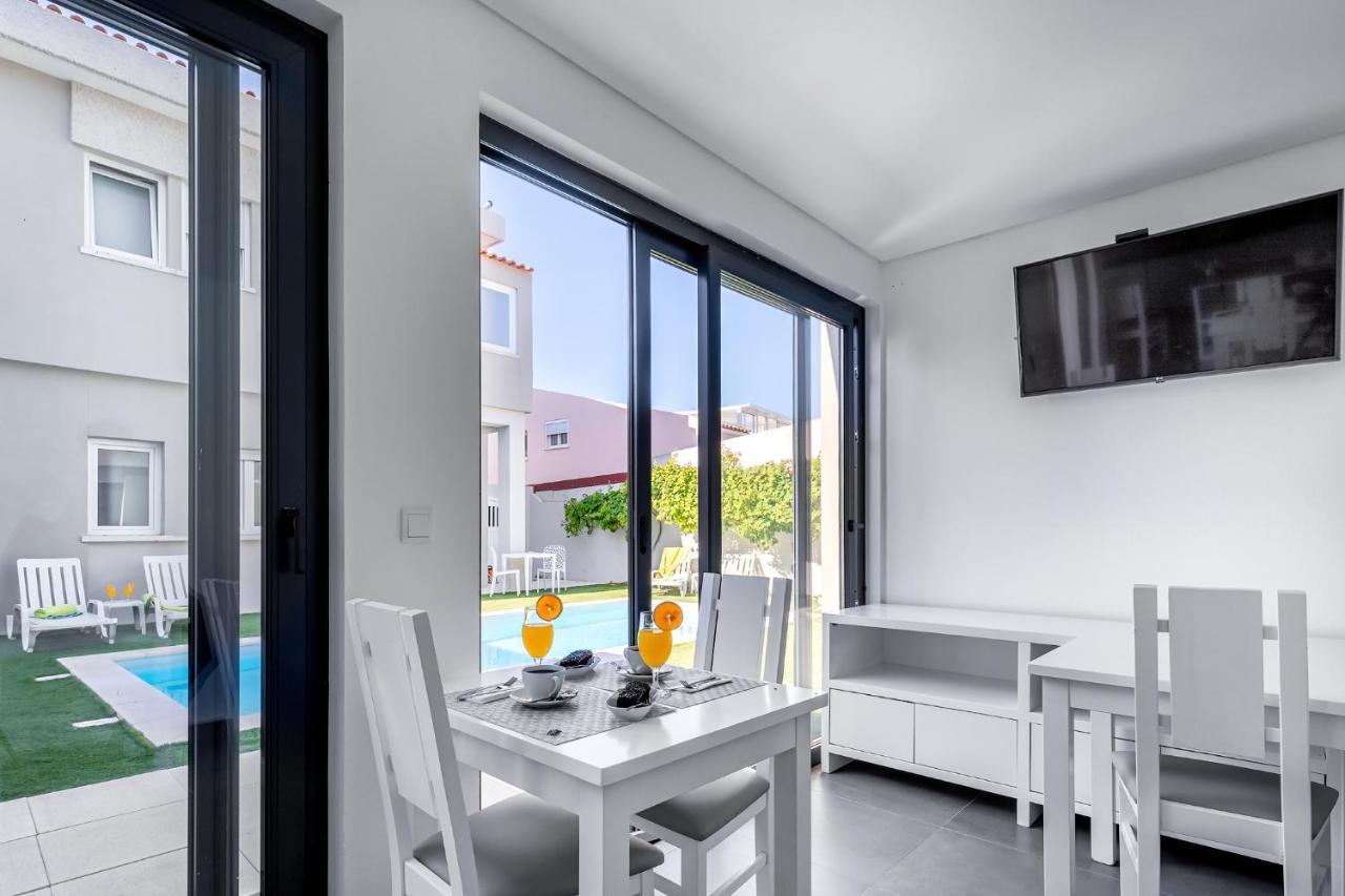 Bed and Breakfast Ilheu 25 Peniche House Екстер'єр фото
